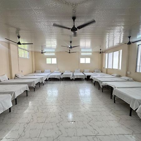 אויאיין Nain Guest House מראה חיצוני תמונה