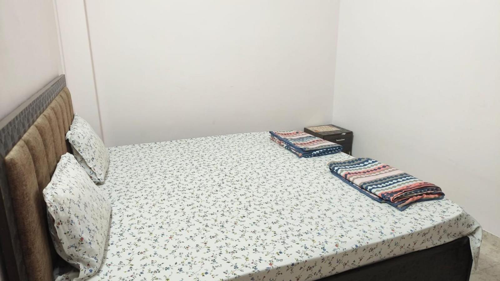 אויאיין Nain Guest House מראה חיצוני תמונה